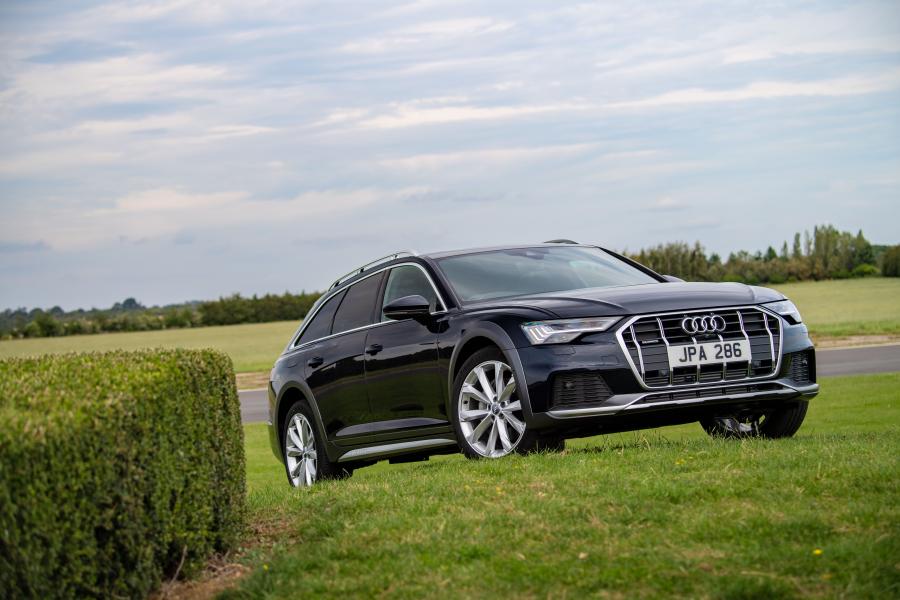  Audi A6 50 TDI Allroad Quattro 2019 года  (UK) (фото 1 из 40)